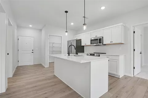 4428 Deer Creek Rd #206, Iowa City, IA 52246