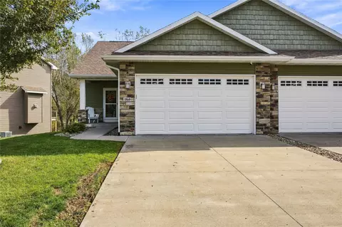 1860 Carroll Ct, North Liberty, IA 52317