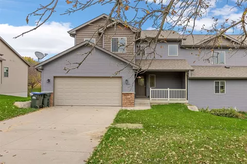 816 N 1st Ave, Iowa City, IA 52245