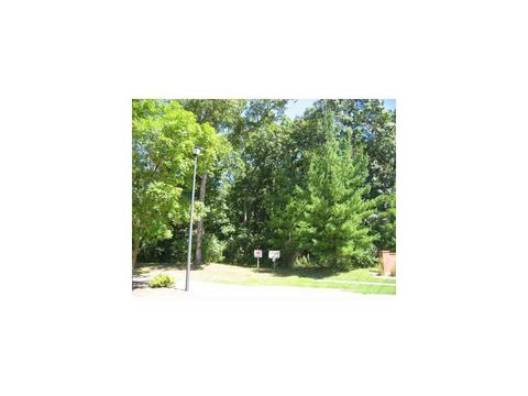 4204 Oak Leaf Ct NE, Cedar Rapids, IA 52411 photo 1
