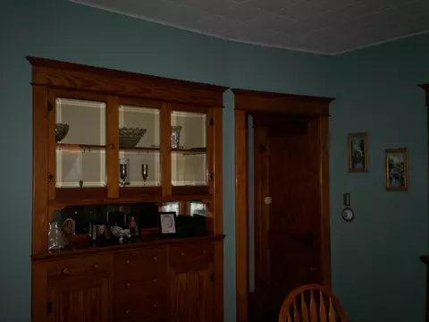 223 W 3rd St, Logan, IA 51546 photo 11