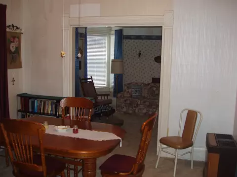 219 S Central St, Carson, IA 51525 photo 7