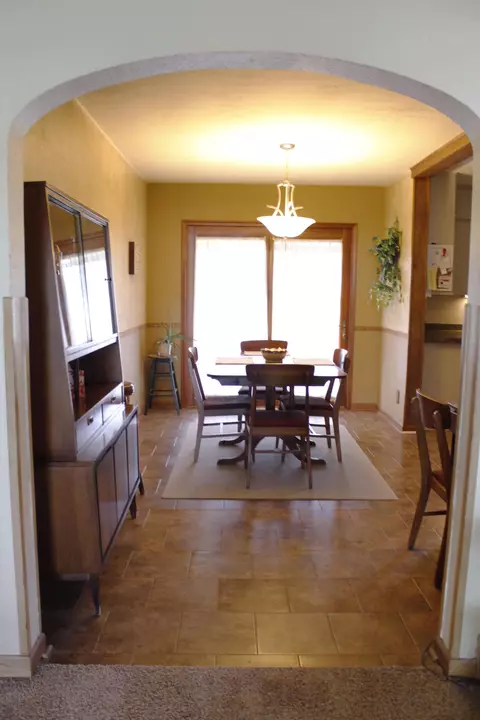 110 E Main St, Treynor, IA 51575 photo 4