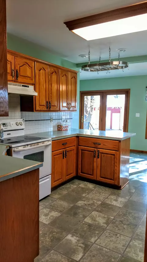 703 E Mill St, Avoca, IA 51521 photo 25