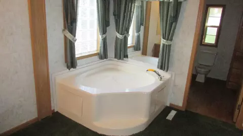 323 N Central St, Carson, IA 51525 photo 7