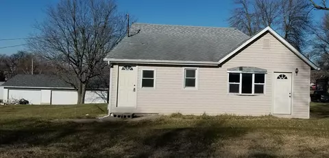 322 N Central St, Carson, IA 51525 photo 2