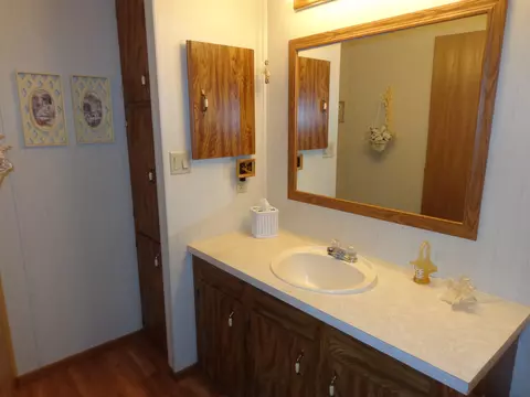 335 N Dye St, Carson, IA 51525 photo 15