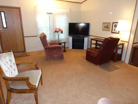 335 N Dye St, Carson, IA 51525 photo 4