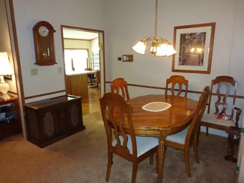 335 N Dye St, Carson, IA 51525 photo 6