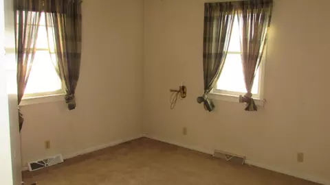 220 Broadway St, Carson, IA 51525 photo 5