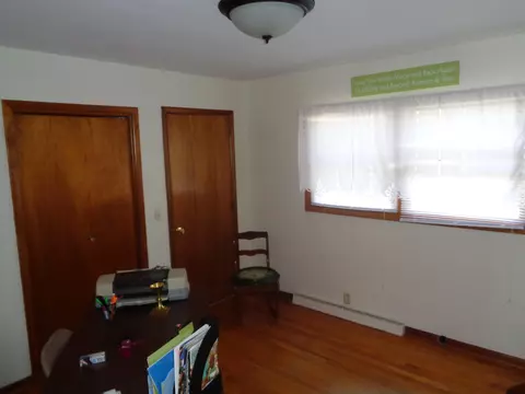122 E 9th St, Logan, IA 51546 photo 11