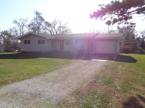 122 E 9th St, Logan, IA 51546 photo 1