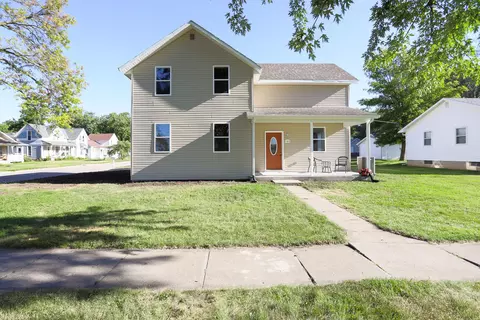 103 E 6th St, Logan, IA 51546 photo 1