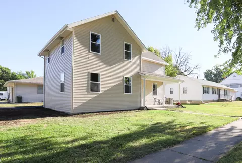 103 E 6th St, Logan, IA 51546 photo 5