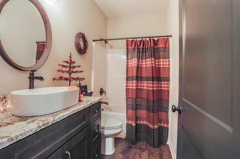 220 St Andrews Loop, Malvern, IA 51551 photo 5