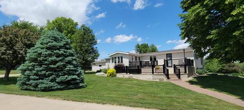 409 E Jaycee St, Avoca, IA 51521 photo 3