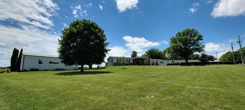 409 E Jaycee St, Avoca, IA 51521 photo 2