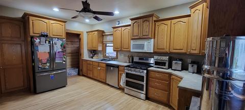 209 E Thomas St, Avoca, IA 51521 photo 5