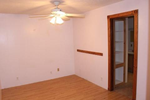 402 S Central St, Carson, IA 51525 photo 20