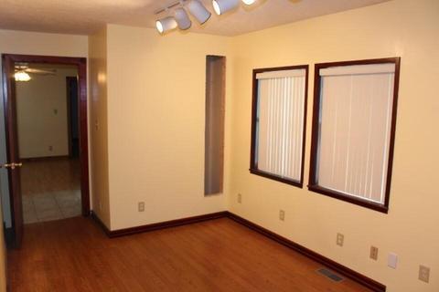 402 S Central St, Carson, IA 51525 photo 19