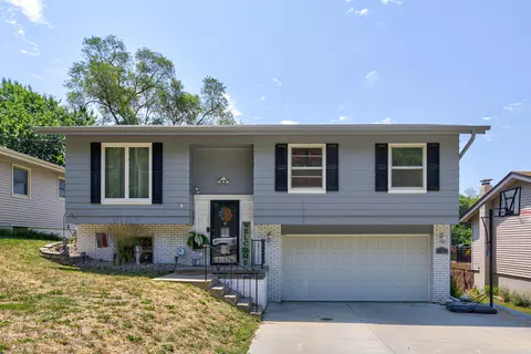13 Spencer Cir, Council Bluffs, IA 51503