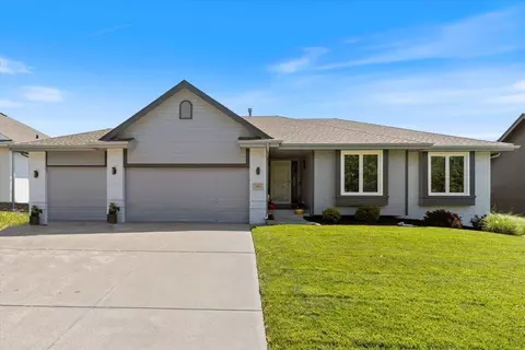 5405 S 163rd Ave, Omaha, NE 68135
