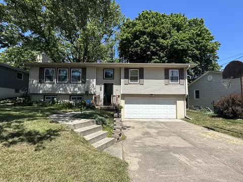 35 E Ridge Dr, Council Bluffs, IA 51503