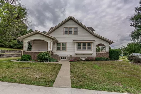 13976 275th St, Treynor, IA 51575