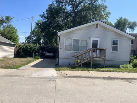 4017 Ave F, Council Bluffs, IA 51501