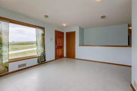 35286 Beechnut Rd, Carson, IA 51525 photo 4