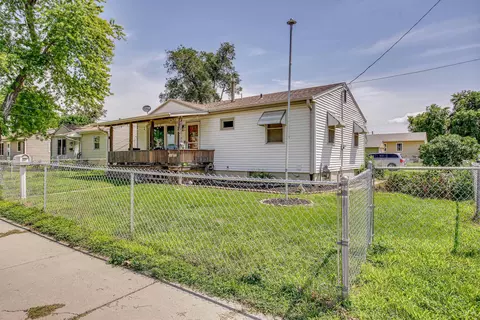 1115 Pine St, Council Bluffs, IA 51501