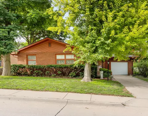 146 Norton Ave, Council Bluffs, IA 51503