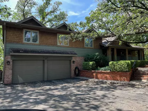 1800 Grand Ave, Council Bluffs, IA 51503