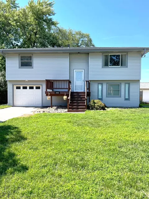 3402 37th Ave, Council Bluffs, IA 51501