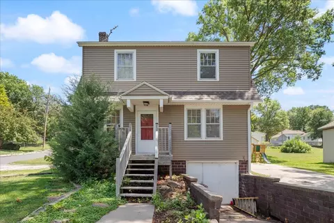 301 S Gates St, Oakland, IA 51560