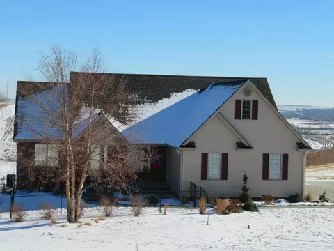 22945 Co Rd L34, Underwood, IA 51576