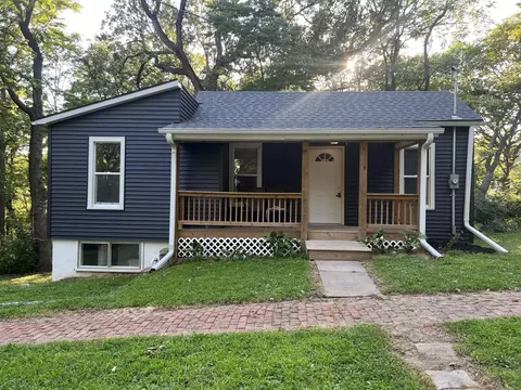 724 Hazel St, Council Bluffs, IA 51503