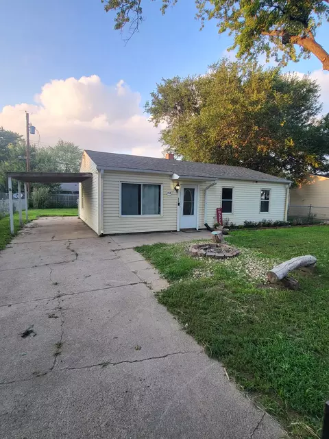 1318 Dorene Blvd, Carter Lake, IA 51510