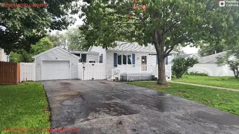 2619 S 9th St, Council Bluffs, IA 51501
