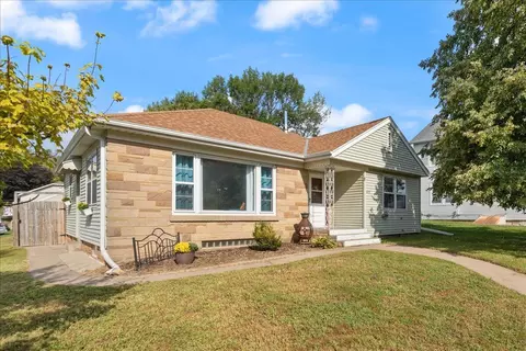 409 Brady St, Minden, IA 51553
