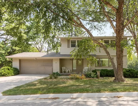 219 Wendy Heights Rd, Council Bluffs, IA 51503
