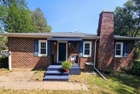 201 Ridge Rd, Atlantic, IA 50022