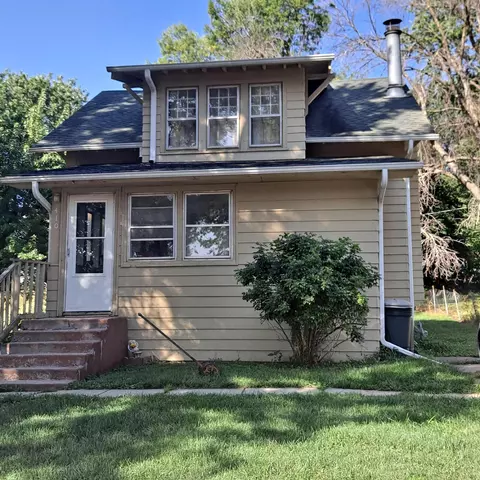 410 N Vine St, Glenwood, IA 51534