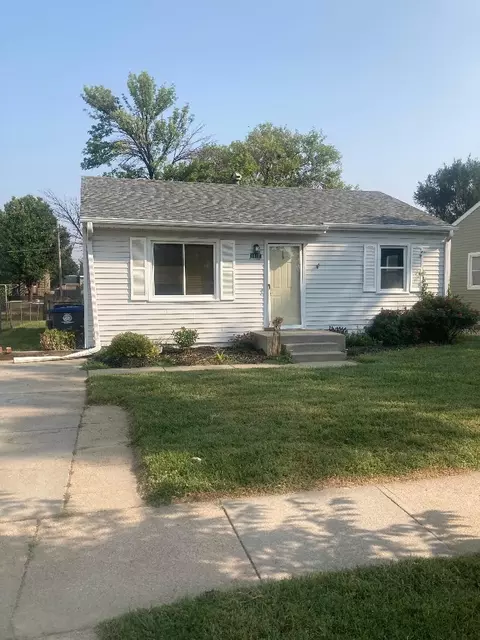 3418 10th Ave, Council Bluffs, IA 51501