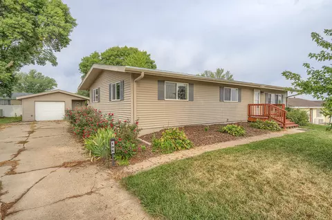 106 Terrel Avenue Ave, Treynor, IA 51575