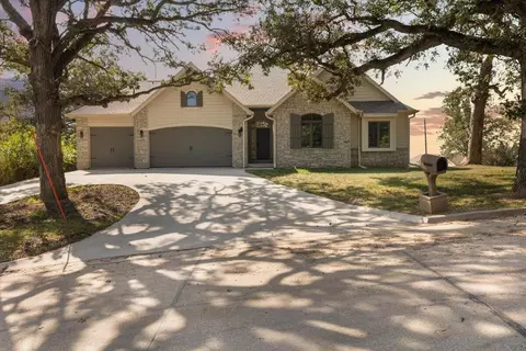 701 W 5th St, Logan, IA 51546