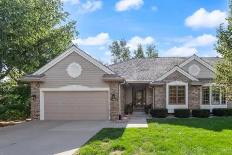 22 Norwood Ct, Council Bluffs, IA 51503