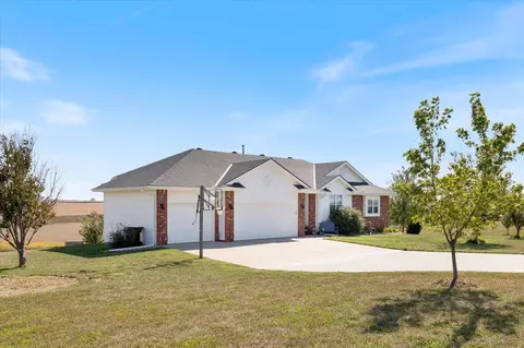 53599 260th St, Glenwood, IA 51534