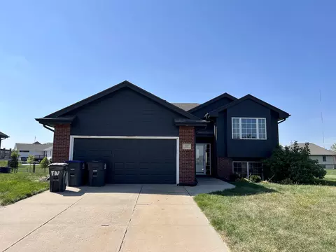 5104 Crogans Way Rd, Council Bluffs, IA 51501