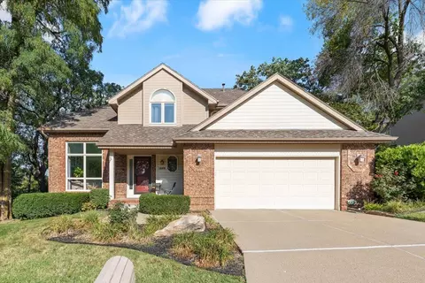 1408 Skyline Dr, Council Bluffs, IA 51503